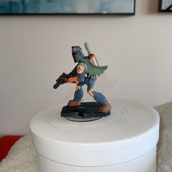 Disneys Star Wars action figure only used as display only 
Unboxed new - Picture 3 of 6